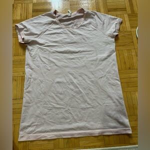 Lululemon swiftly t shirt